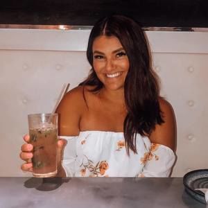 Meet your Posher, Marisa